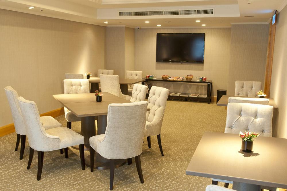 فندق ذا شير وود تايبي تايبيه المظهر الخارجي الصورة The lounge at the airport