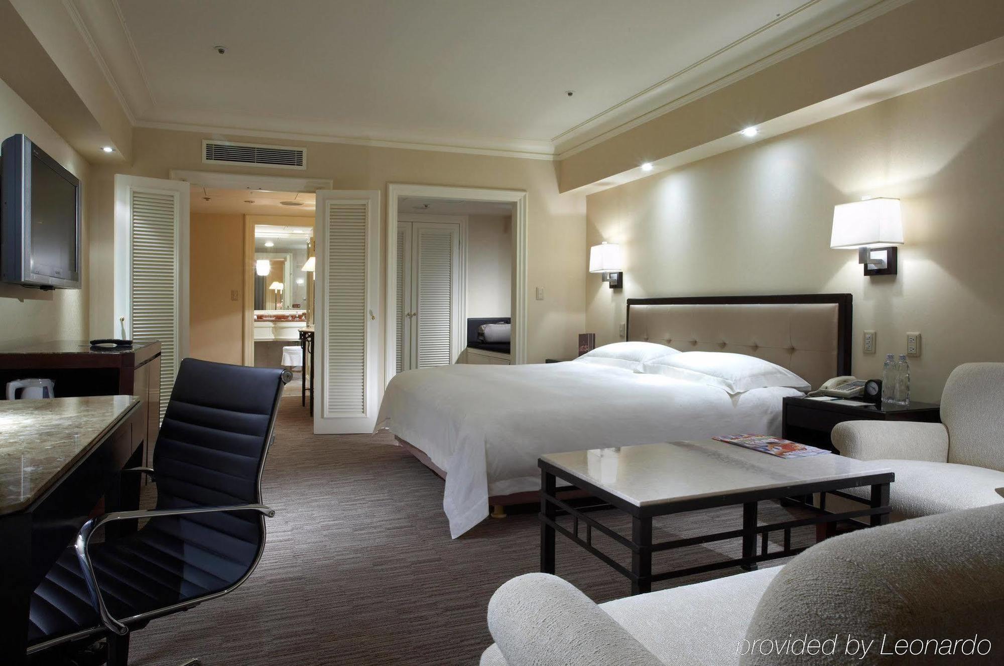 فندق ذا شير وود تايبي تايبيه الغرفة الصورة A room at the hotel